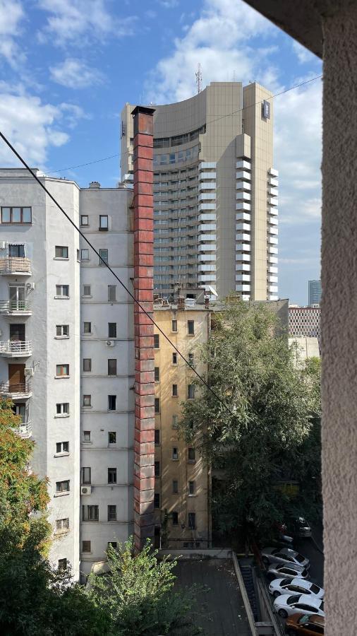 Terrace Balcony Downtown Delight Old Town Oasis City Center Universitate Square Old Town Βουκουρέστι Εξωτερικό φωτογραφία