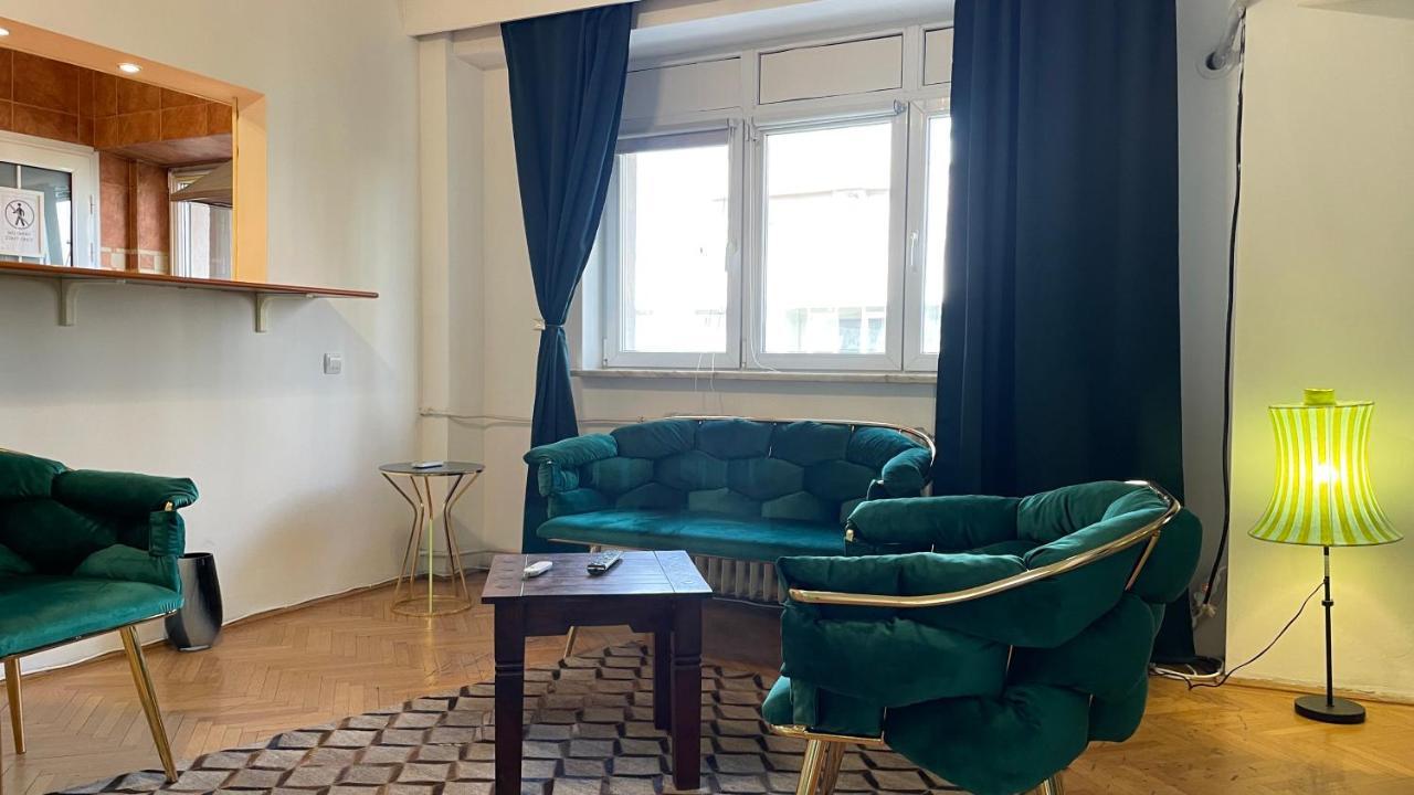 Terrace Balcony Downtown Delight Old Town Oasis City Center Universitate Square Old Town Βουκουρέστι Εξωτερικό φωτογραφία