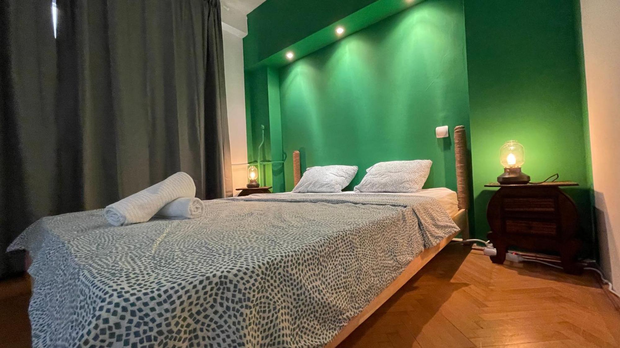 Terrace Balcony Downtown Delight Old Town Oasis City Center Universitate Square Old Town Βουκουρέστι Εξωτερικό φωτογραφία
