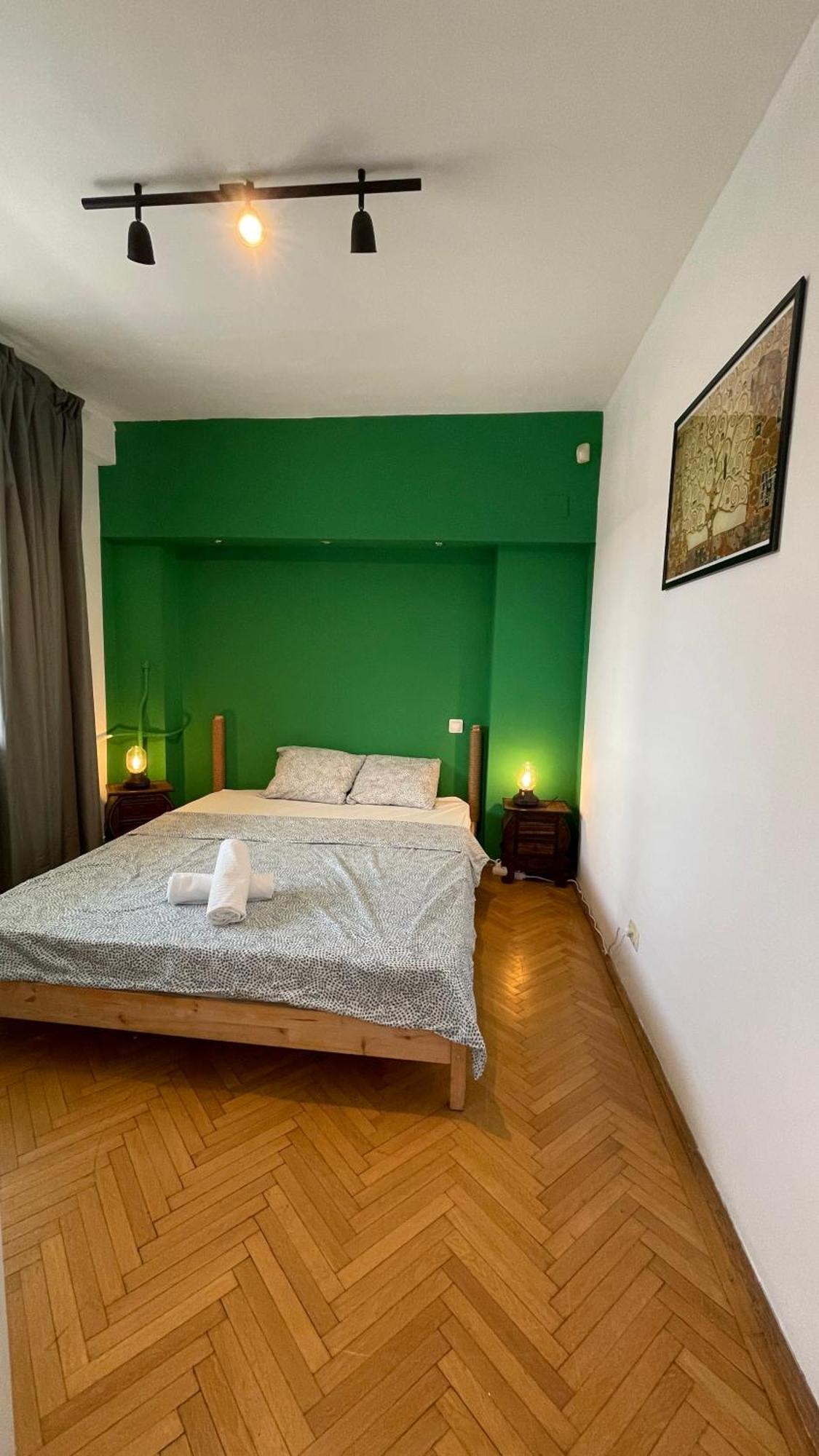 Terrace Balcony Downtown Delight Old Town Oasis City Center Universitate Square Old Town Βουκουρέστι Εξωτερικό φωτογραφία